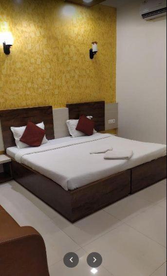 7Bhk Villa With Wonderful View And Good Food Lonavala Esterno foto
